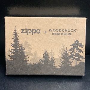 Zippo Windproof Lighter Woodchuck Two-Sided Mahogany Emblem Chrome Brush…
